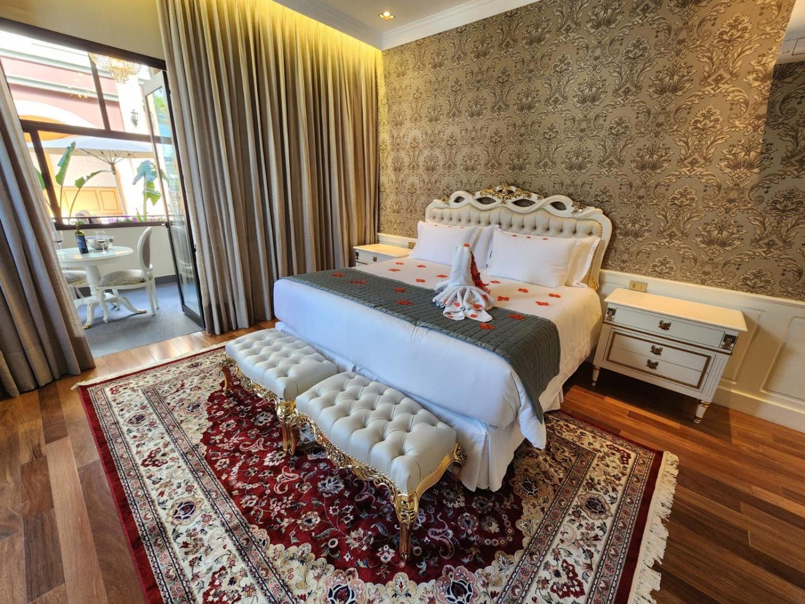 Pousada Luis XV Campos do Jordão Rom bilde A bedroom at the hotel